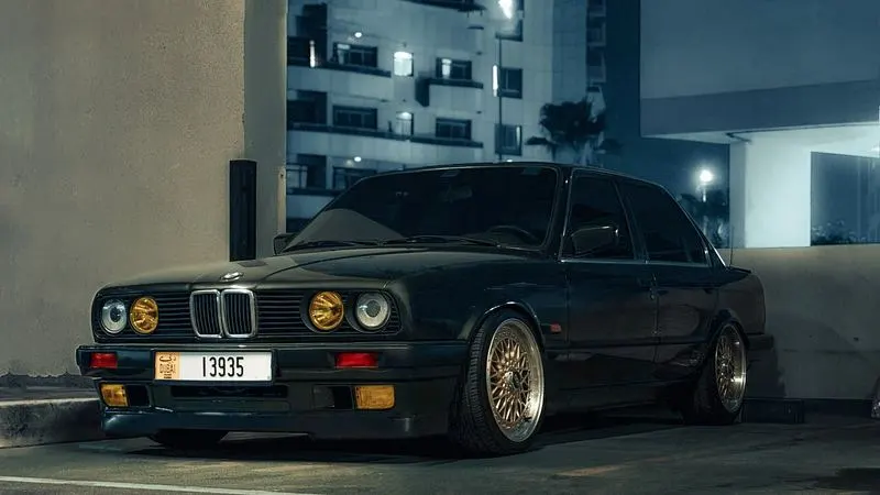 Classic car show Dubai vintage exhibition UAE